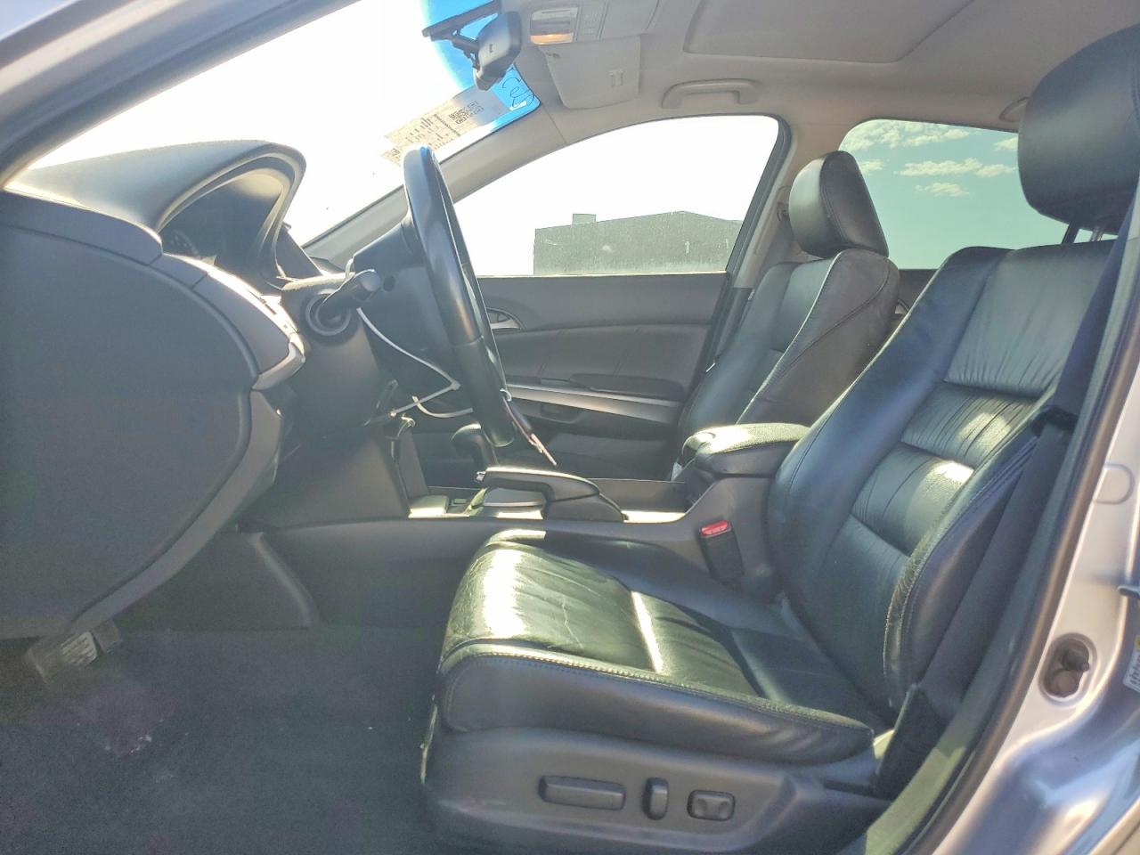 2009 HONDA ACCORD EXL photo 19