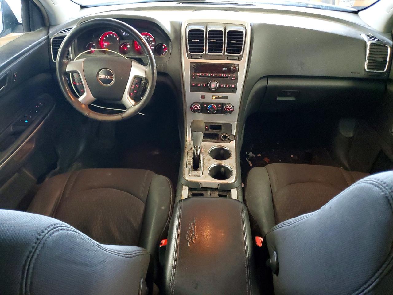 2009 GMC ACADIA SLE photo 8