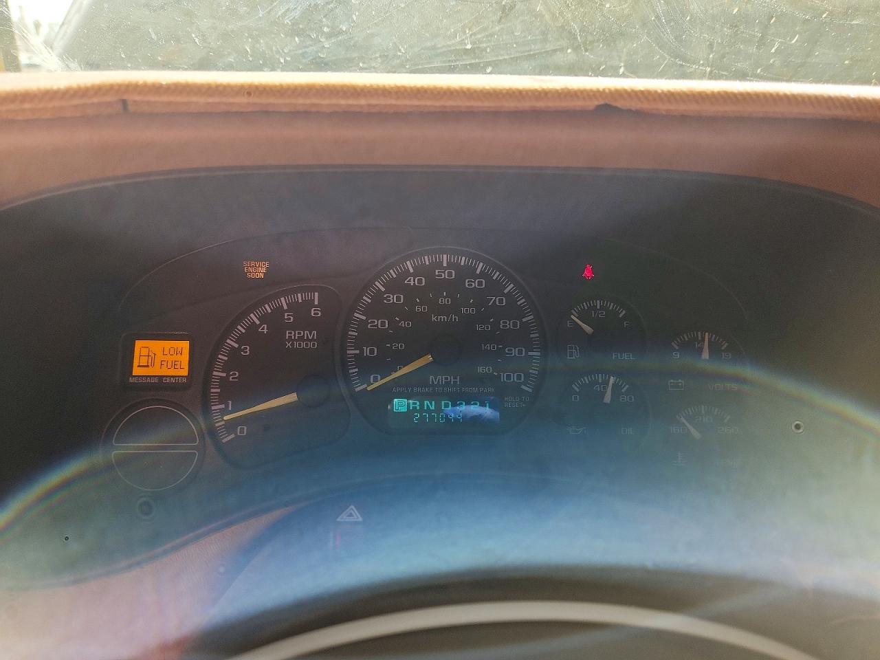 2000 CHEVROLET SILVERADO C1500 photo 17