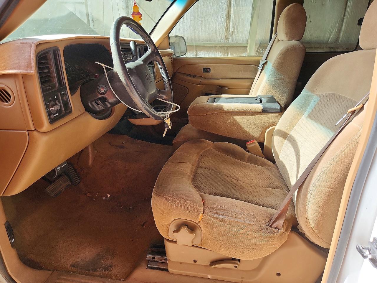 2000 CHEVROLET SILVERADO C1500 photo 13