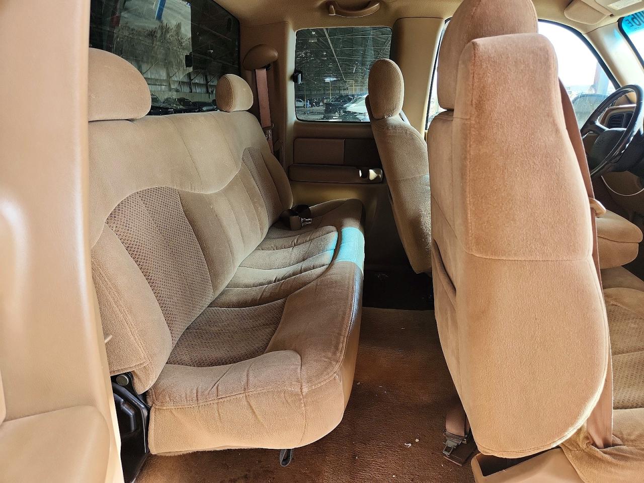 2000 CHEVROLET SILVERADO C1500 photo 19