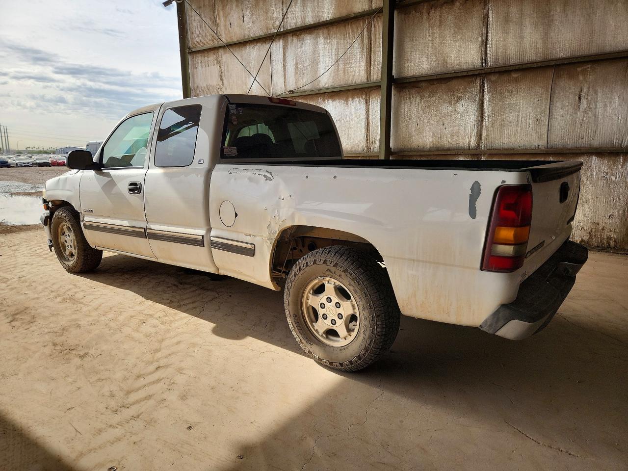 2000 CHEVROLET SILVERADO C1500 photo 3