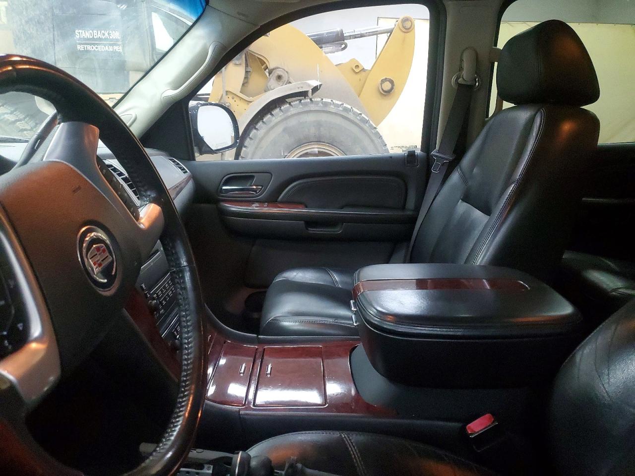 2007 CADILLAC ESCALADE EXT photo 7