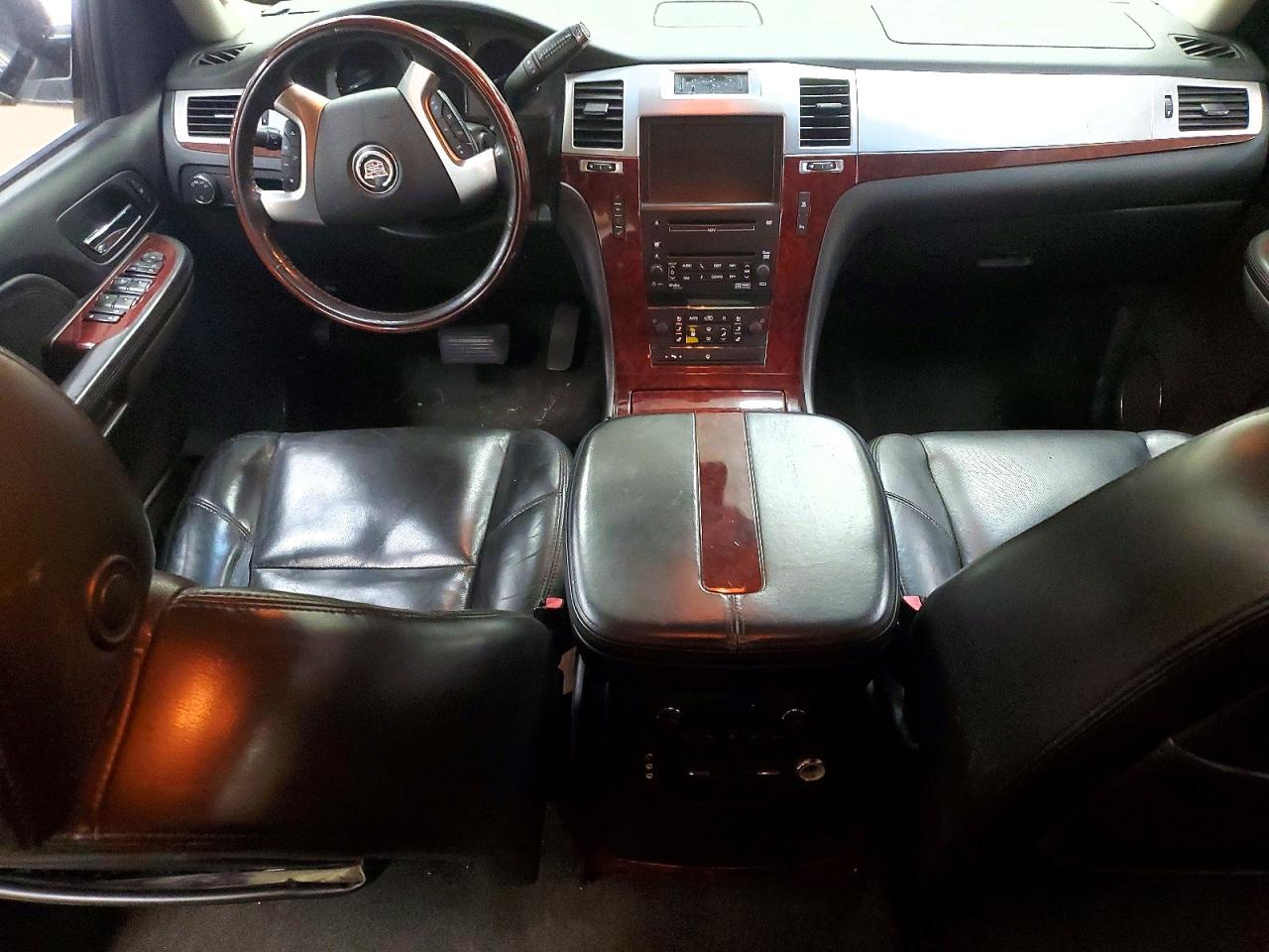 2007 CADILLAC ESCALADE EXT photo 8
