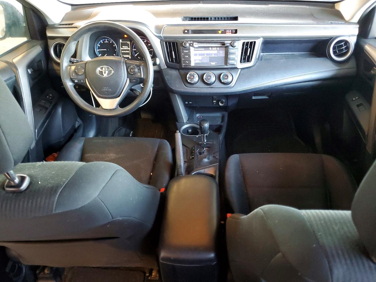 2017 TOYOTA RAV4 LE photo 22