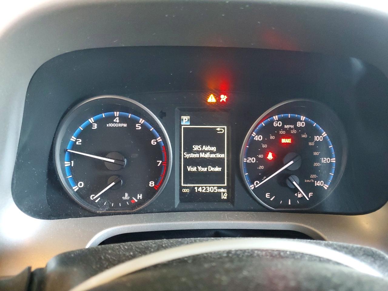 2017 TOYOTA RAV4 LE photo 25