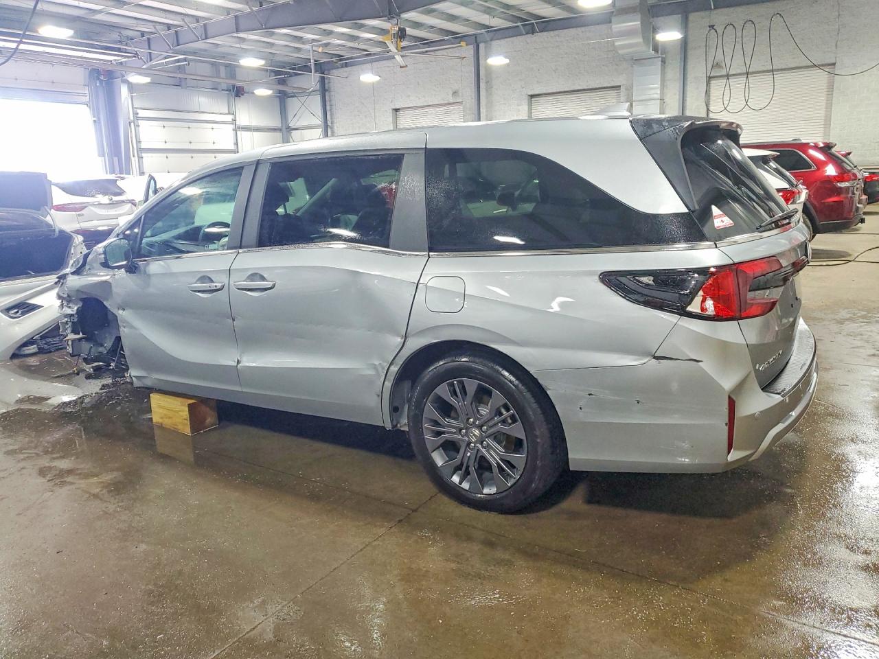 2026 HONDA ODYSSEY TOURING photo 3