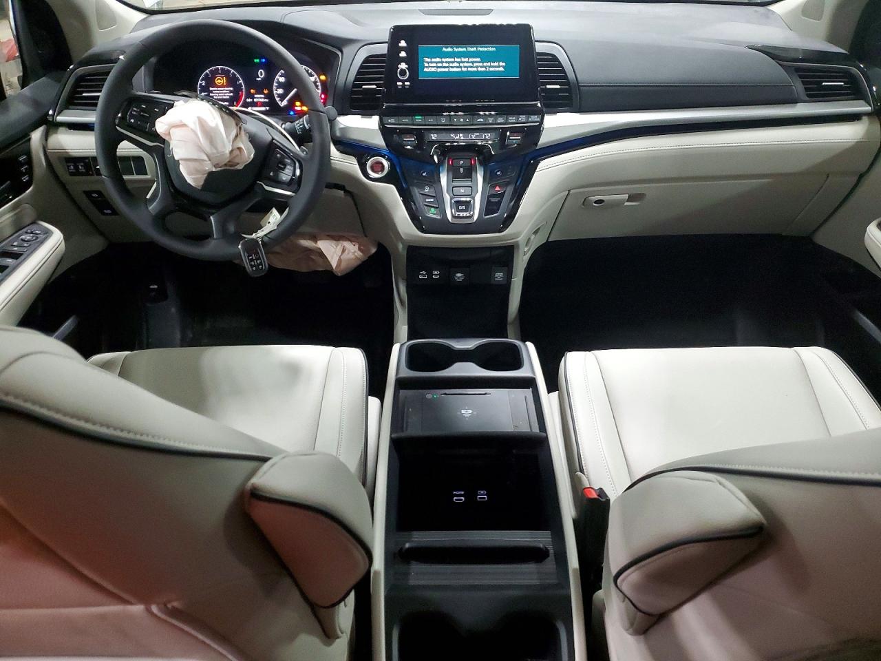 2026 HONDA ODYSSEY TOURING photo 15