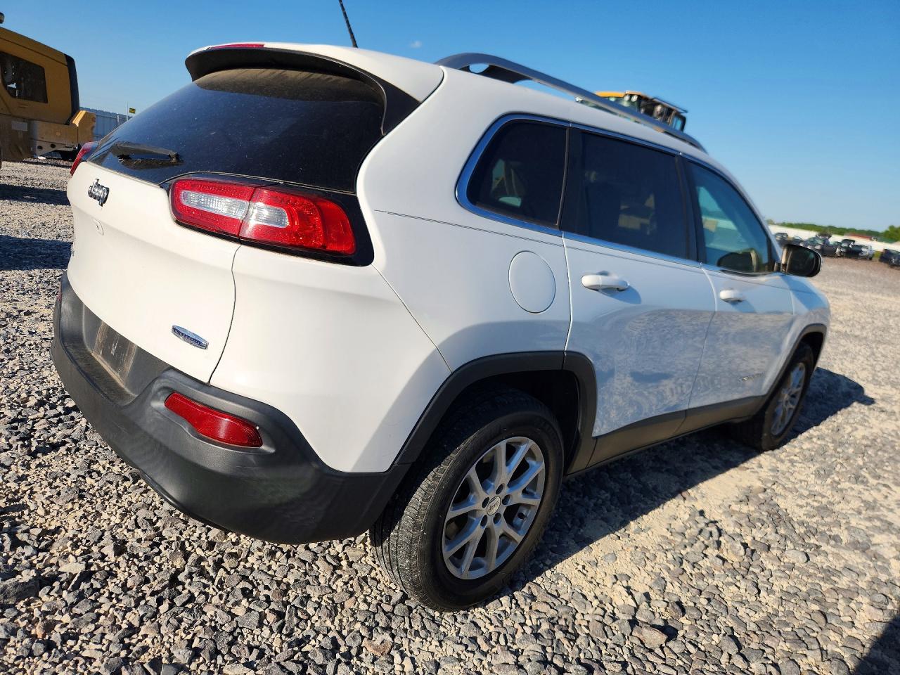 2015 JEEP CHEROKEE LATITUDE photo 5