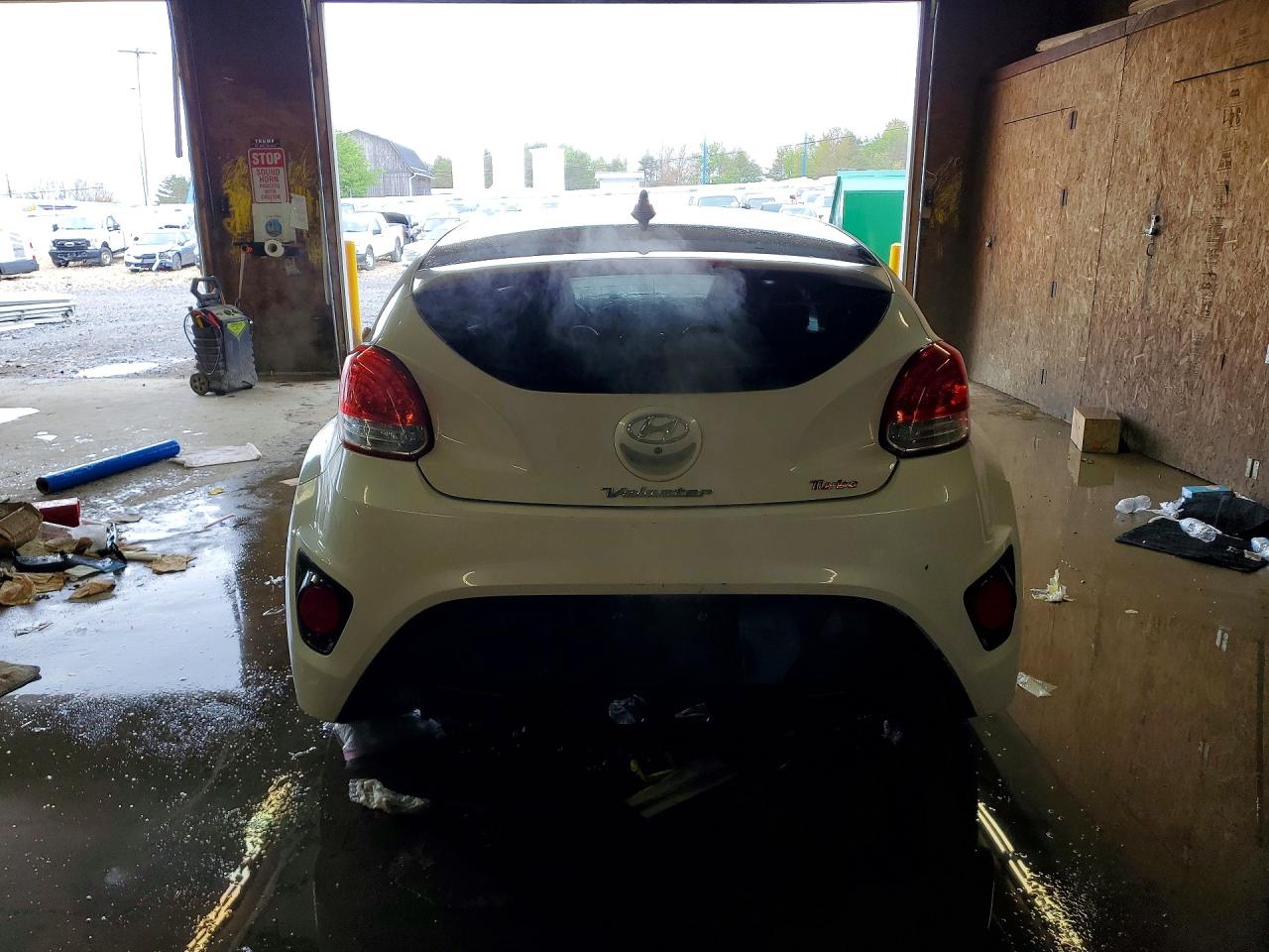 2014 HYUNDAI VELOSTER TURBO photo 11