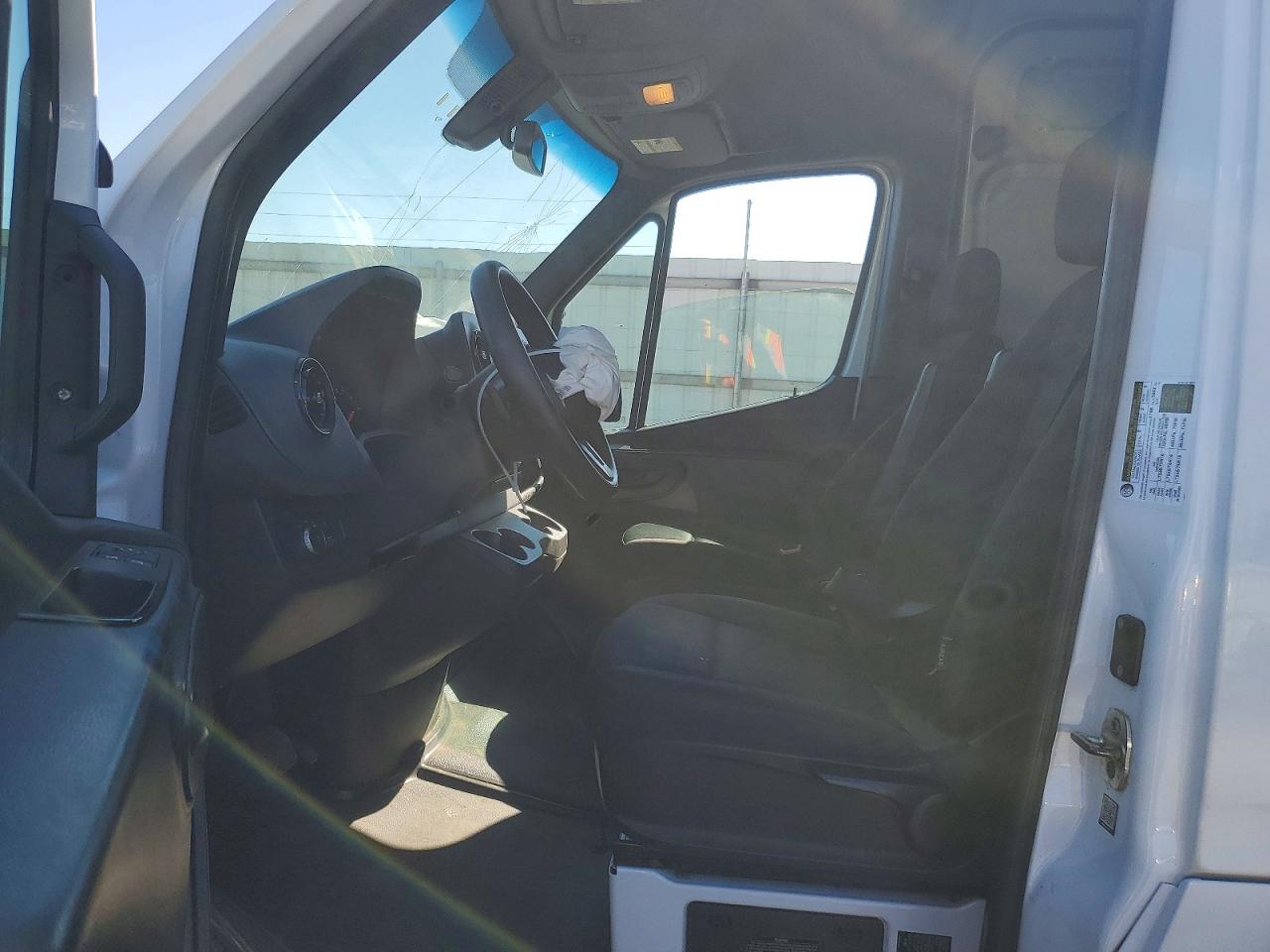 2021 MERCEDES-BENZ SPRINTER 2500 photo 19