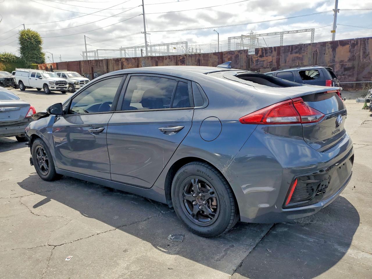2019 HYUNDAI IONIQ BLUE photo 3