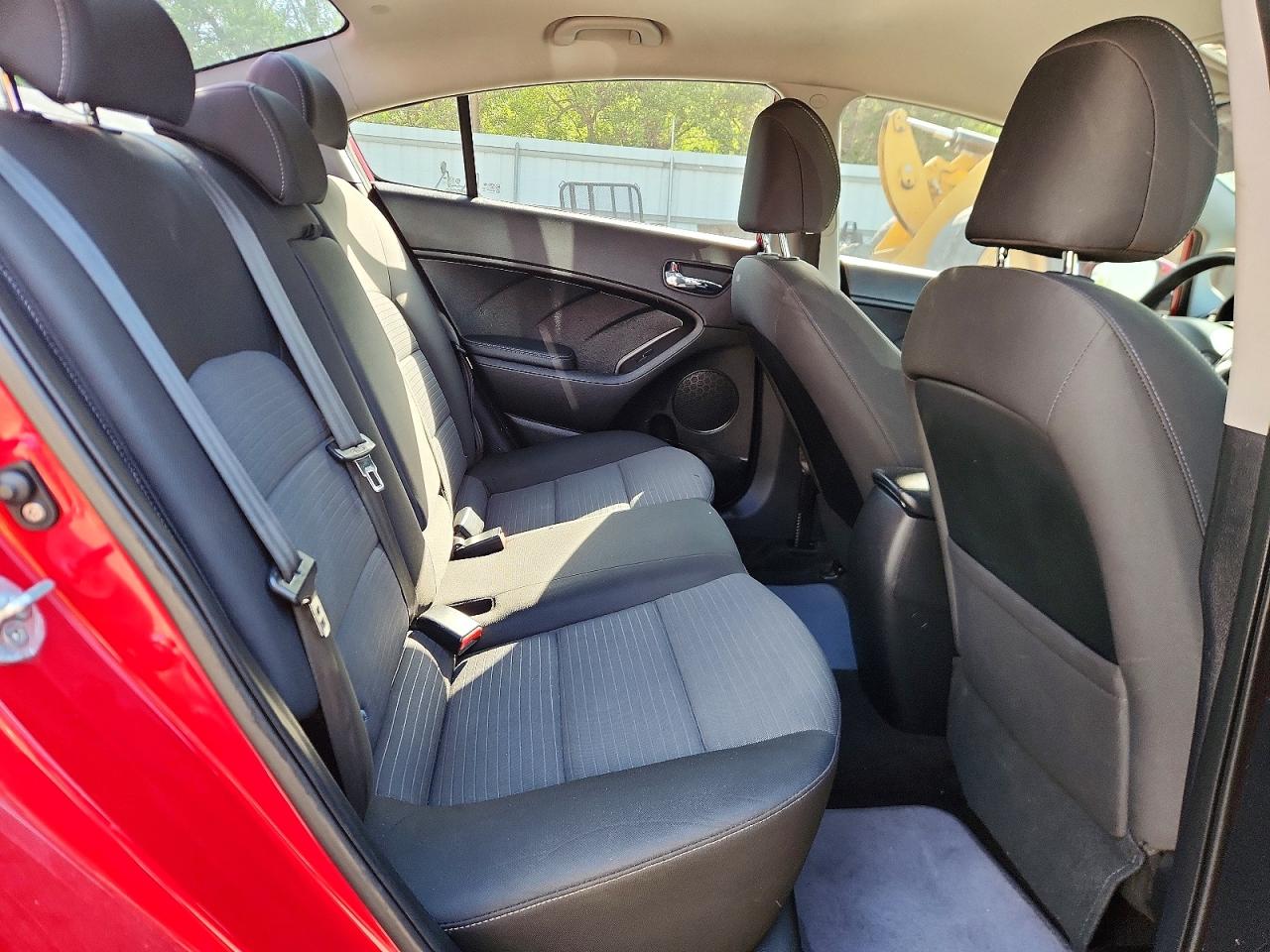 2014 KIA FORTE LX photo 19