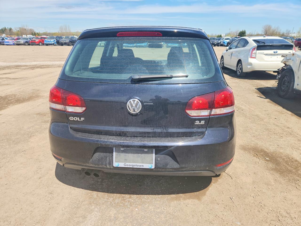 2010 VOLKSWAGEN GOLF photo 11