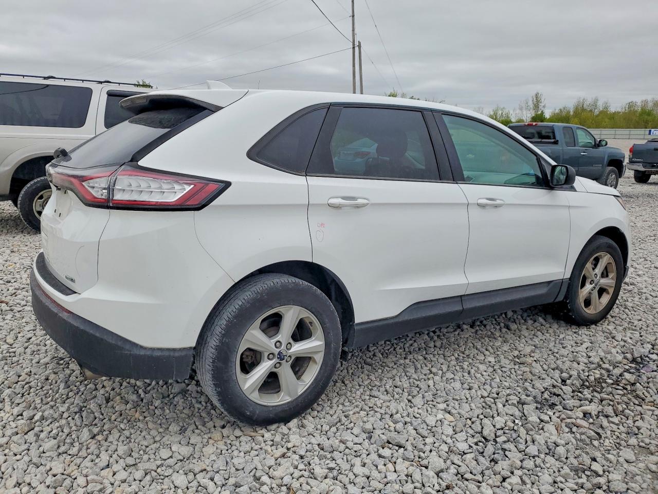 2016 FORD EDGE SE photo 3
