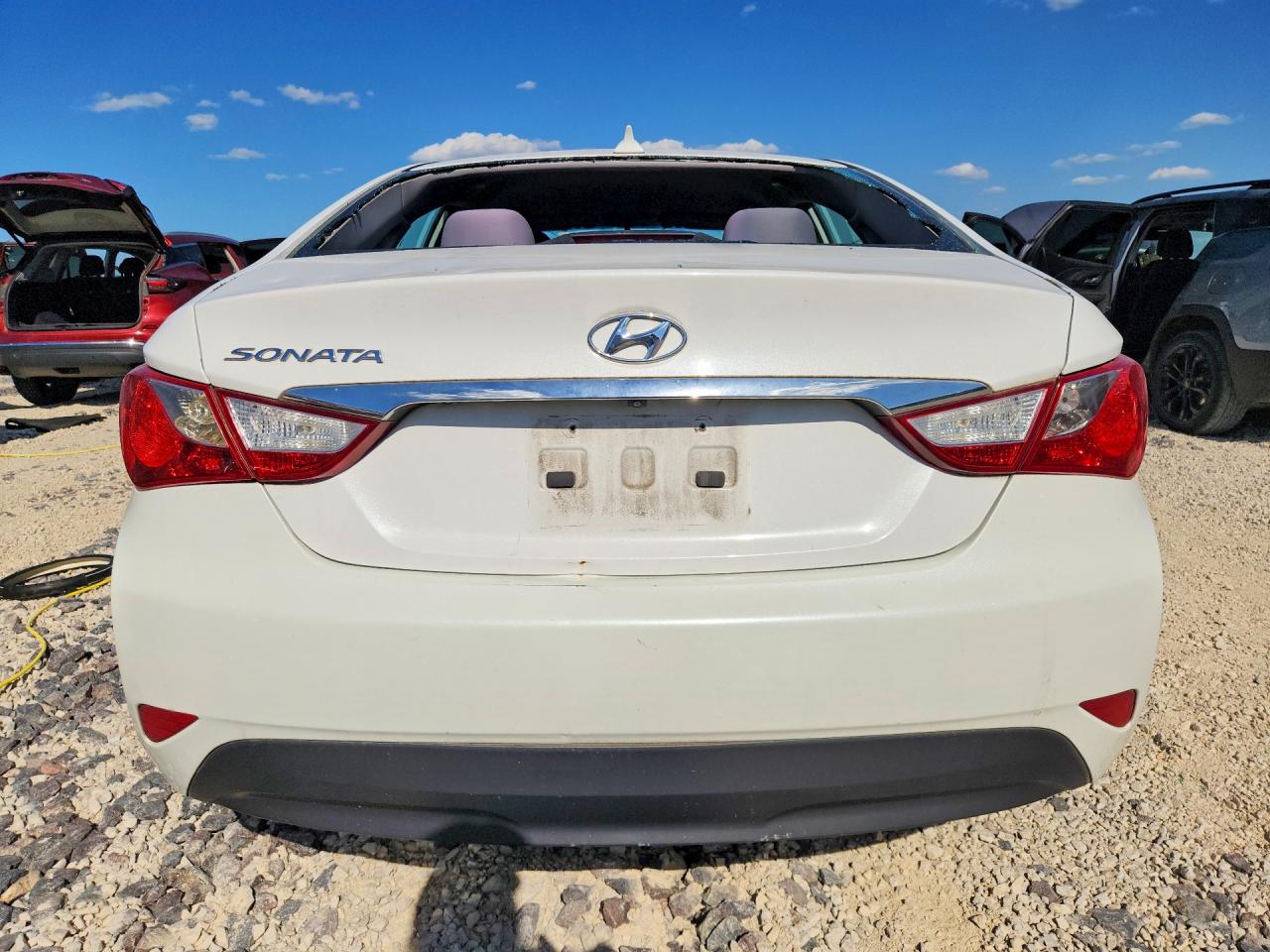 2014 HYUNDAI SONATA GLS photo 16
