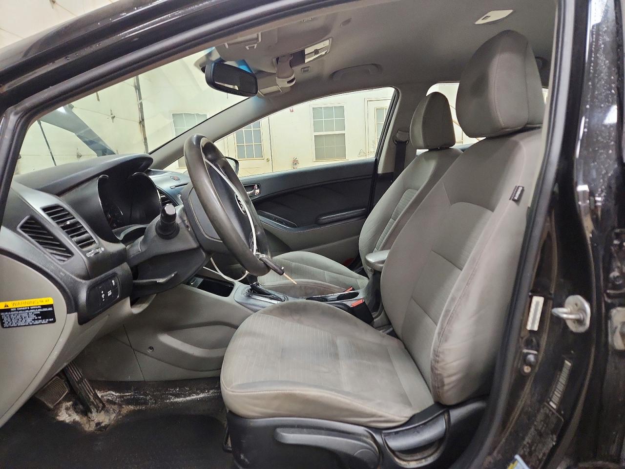 2014 KIA FORTE LX photo 13