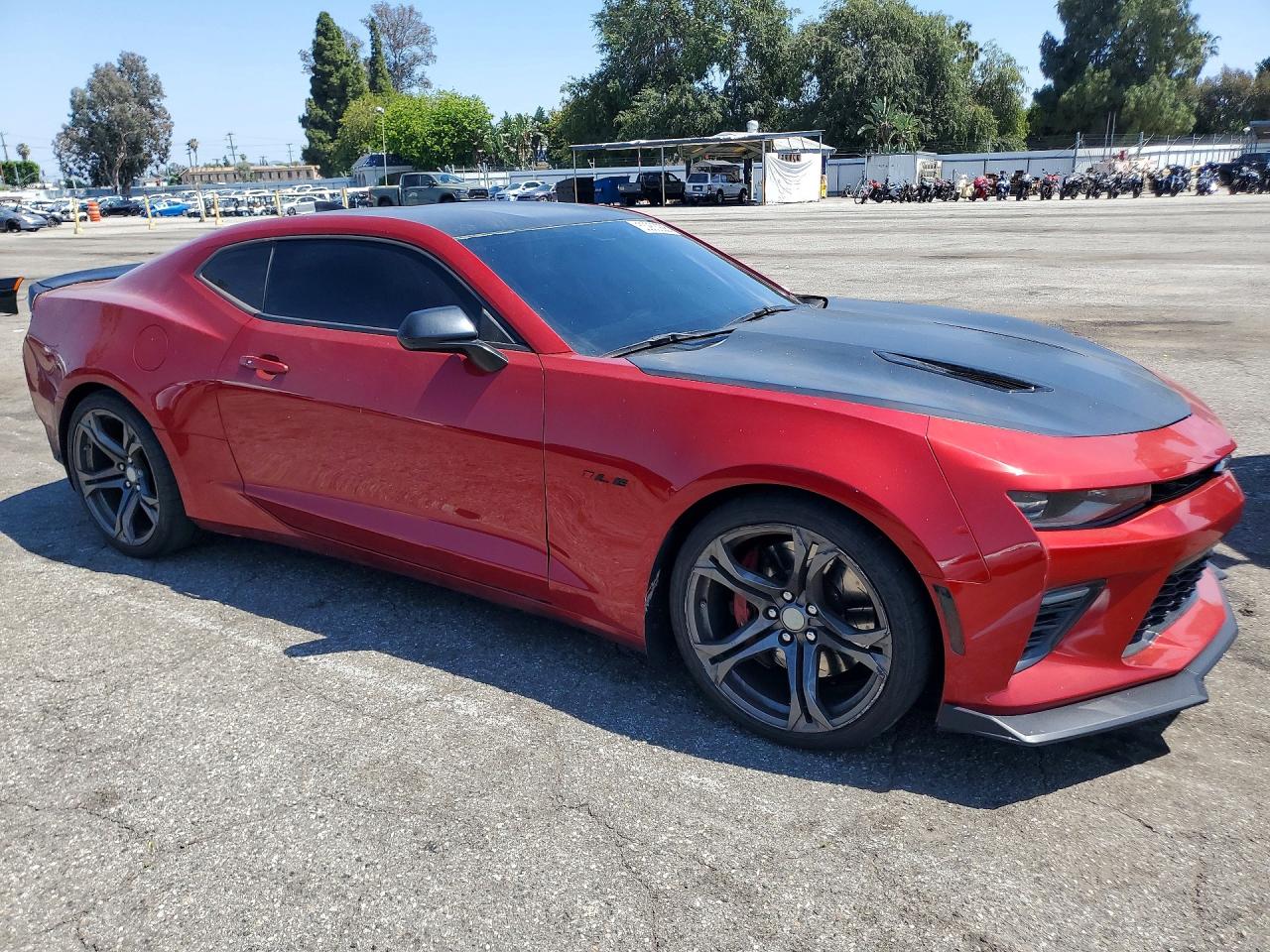 2017 CHEVROLET CAMARO SS photo 4