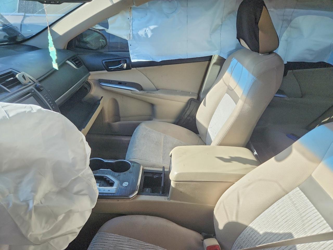 2012 TOYOTA CAMRY photo 8