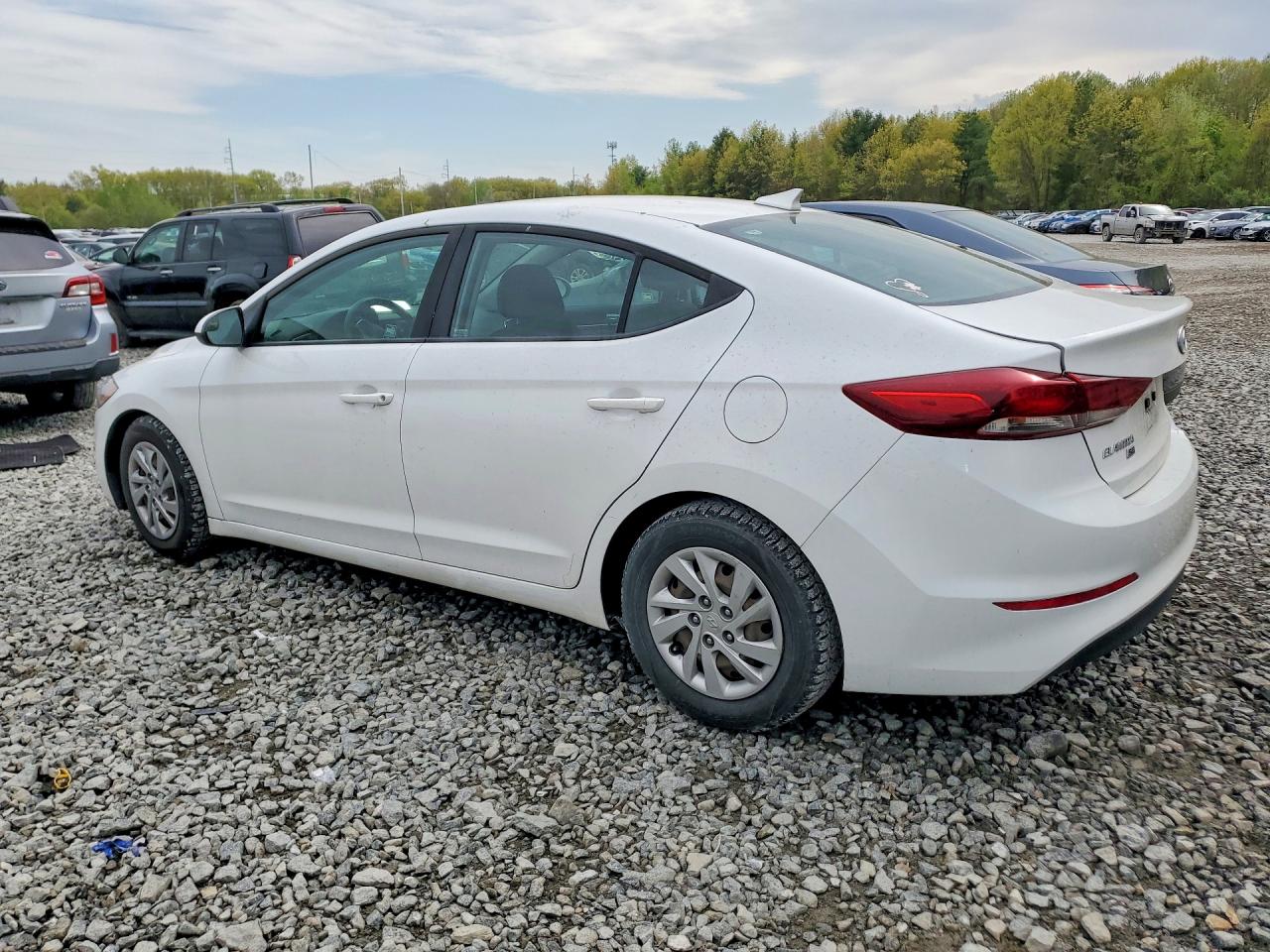 2018 HYUNDAI ELANTRA SE photo 4