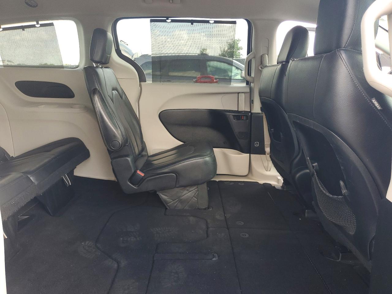 2019 CHRYSLER PACIFICA TOURING L photo 28