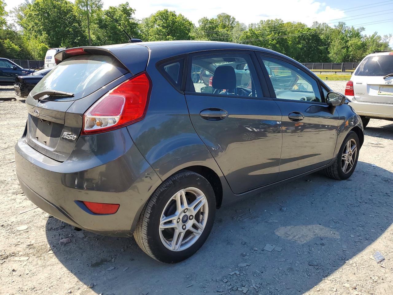 2019 FORD FIESTA SE photo 7