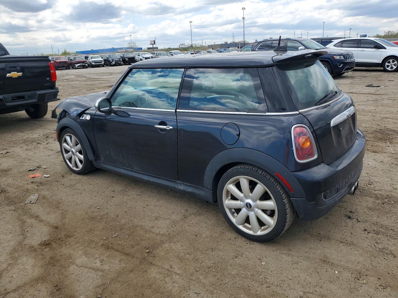 2009 MINI COOPER S photo 3
