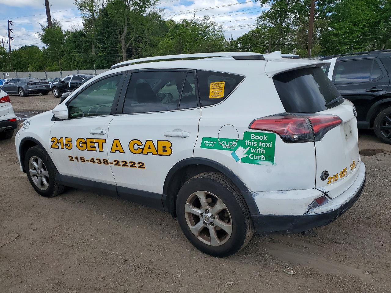2018 TOYOTA RAV4 photo 3