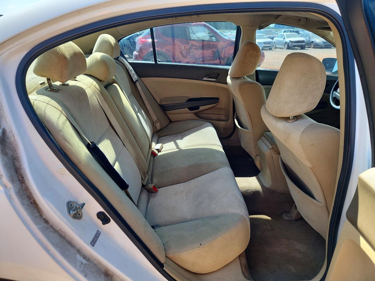 2010 HONDA ACCORD LX photo 19