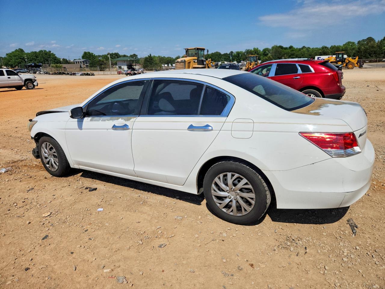 2010 HONDA ACCORD LX photo 3