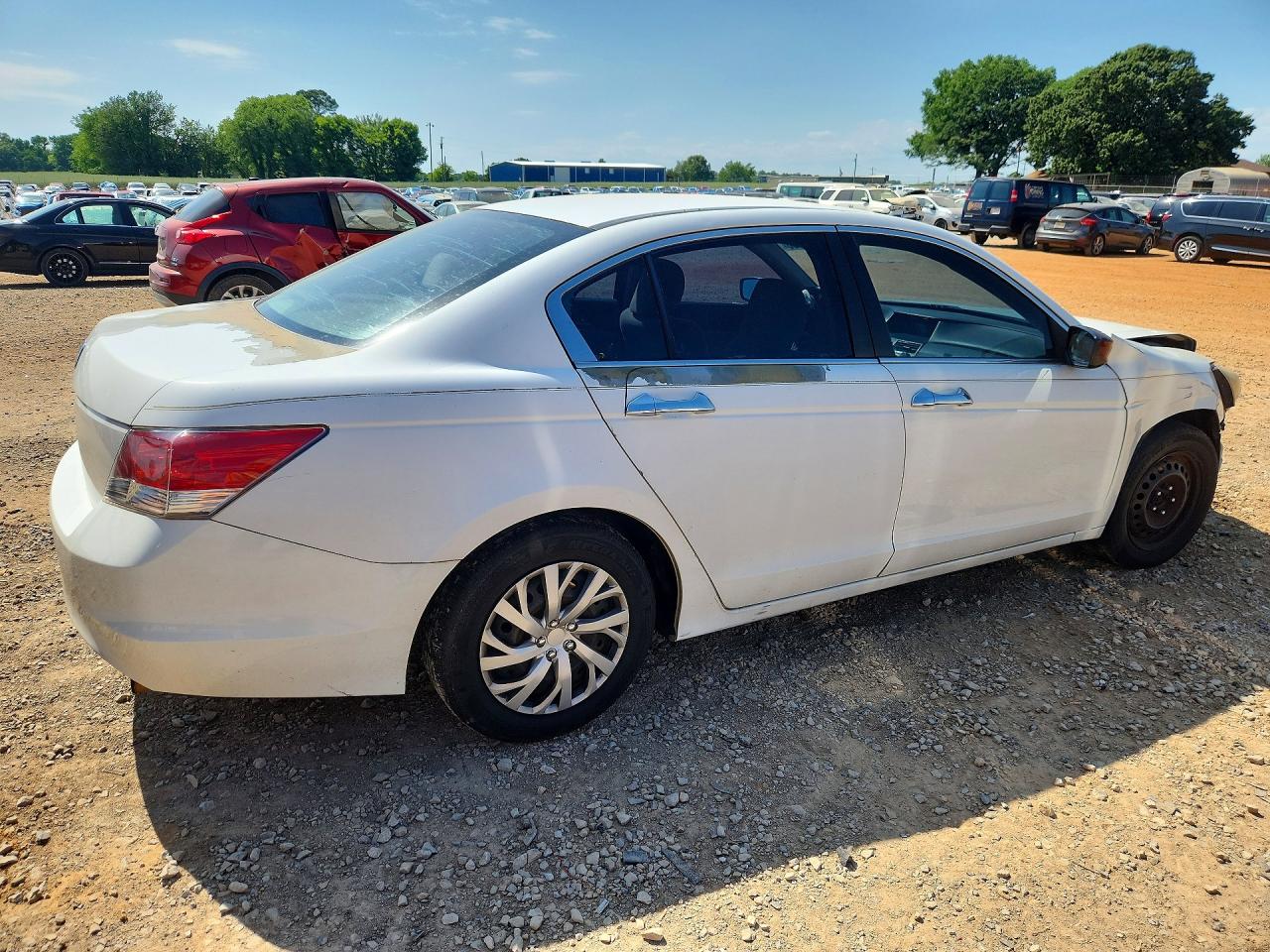 2010 HONDA ACCORD LX photo 5