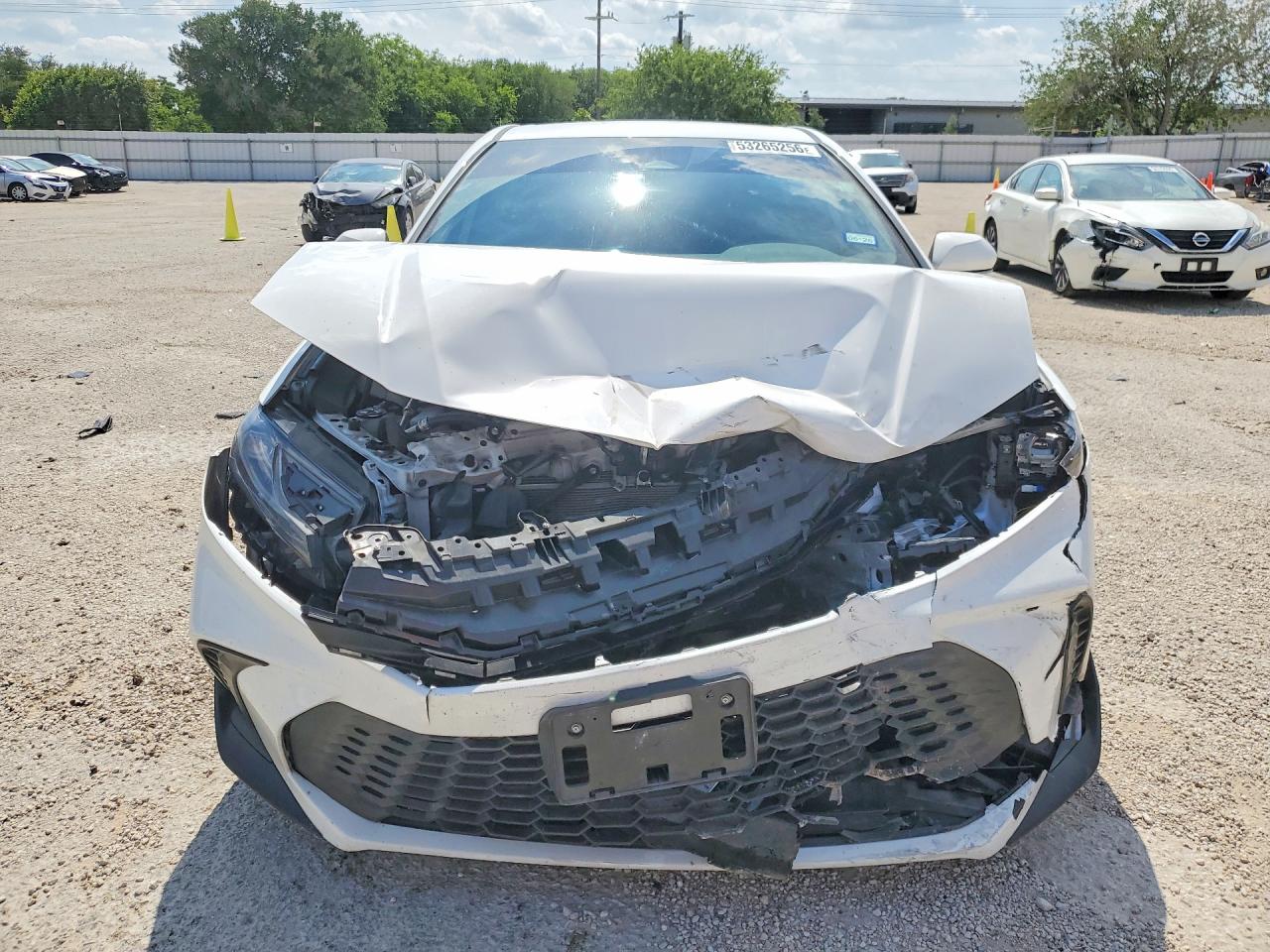 2025 TOYOTA CAMRY SE photo 9