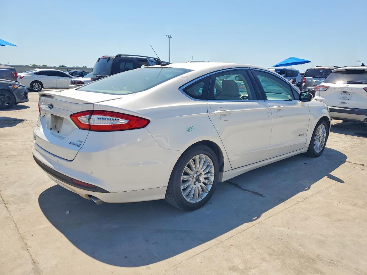 2015 FORD FUSION SE HYBRID photo 5