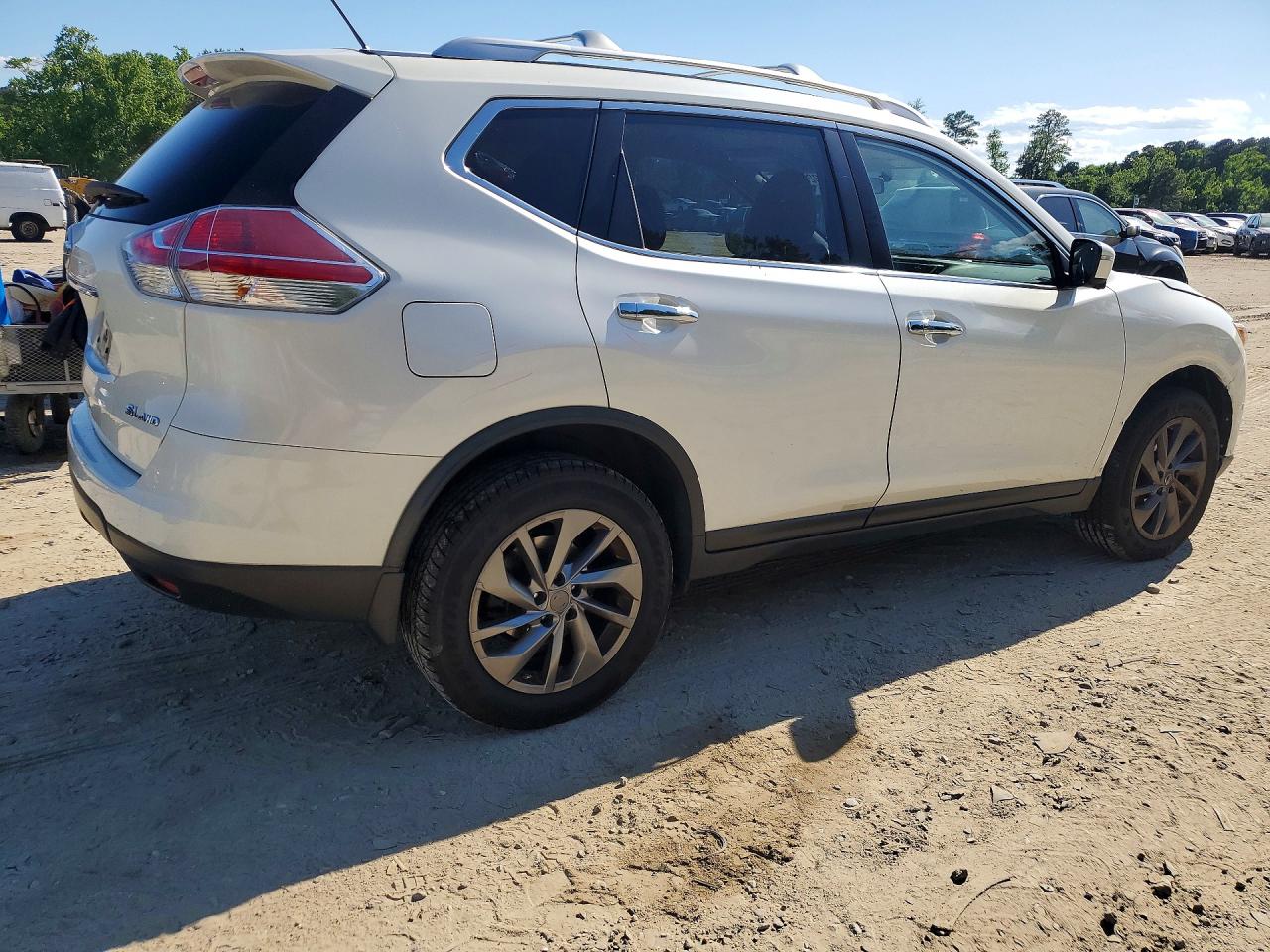 2016 NISSAN ROGUE SL photo 5