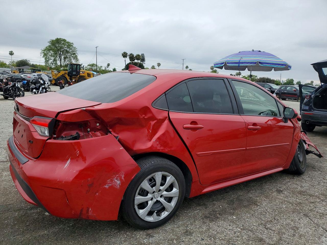 2021 TOYOTA COROLLA LE photo 5