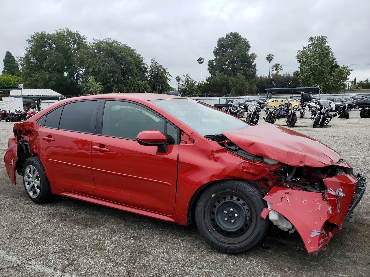 2021 TOYOTA COROLLA LE photo 7