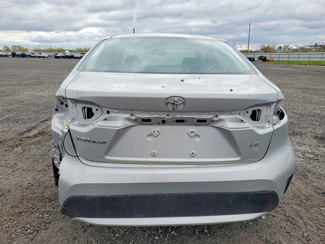 2020 TOYOTA COROLLA LE photo 11