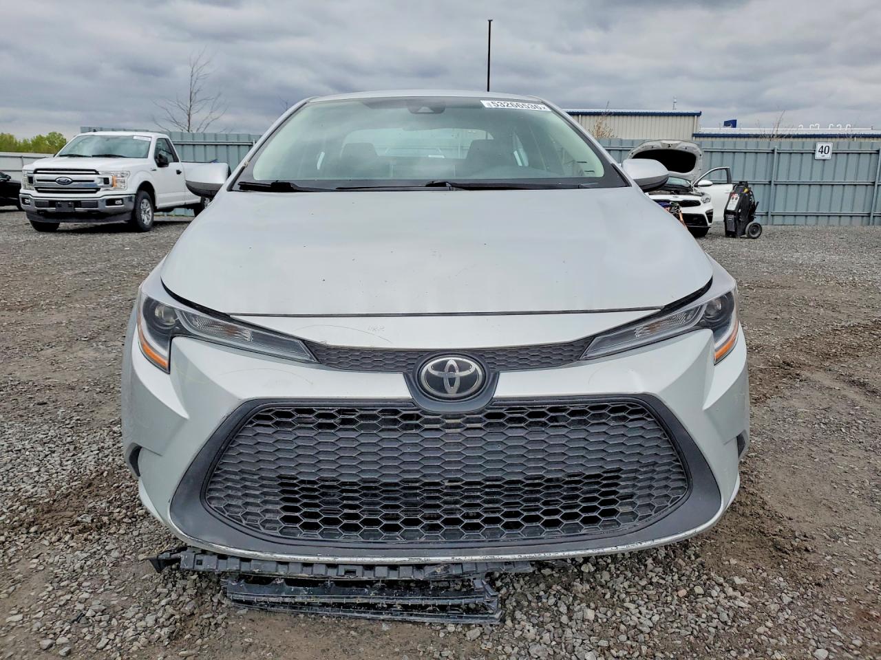 2020 TOYOTA COROLLA LE photo 9