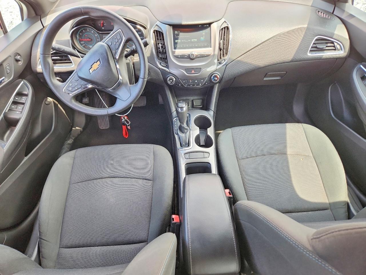 2017 CHEVROLET CRUZE LT photo 15