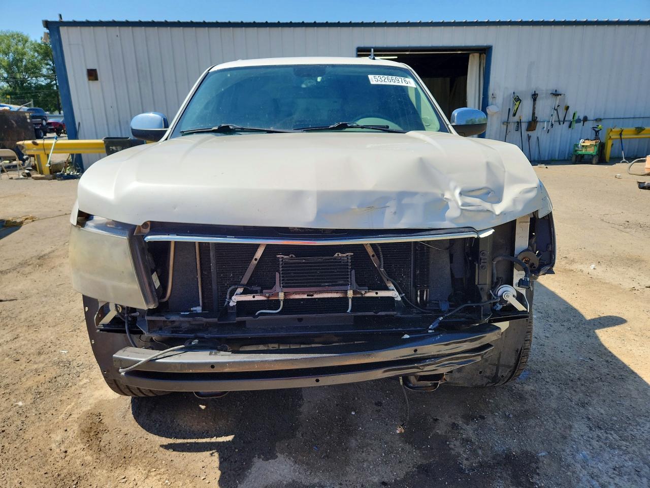 2011 CHEVROLET SUBURBAN C1500 LTZ photo 5