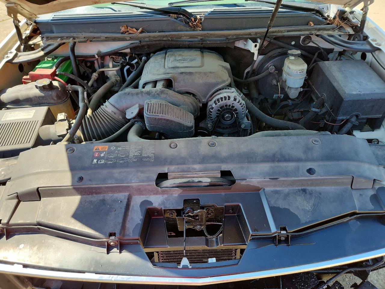 2011 CHEVROLET SUBURBAN C1500 LTZ photo 12