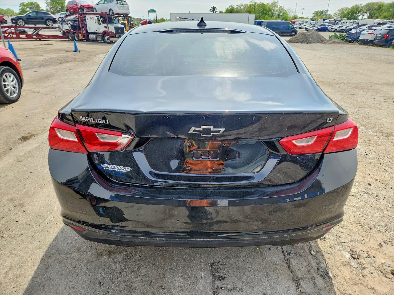 2018 CHEVROLET MALIBU LT photo 11