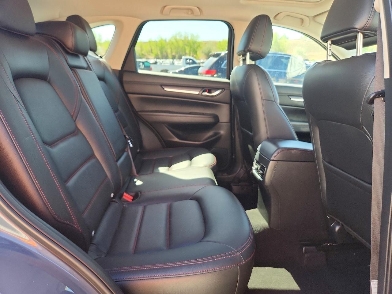 2021 MAZDA CX-5 CARBON EDITION photo 31