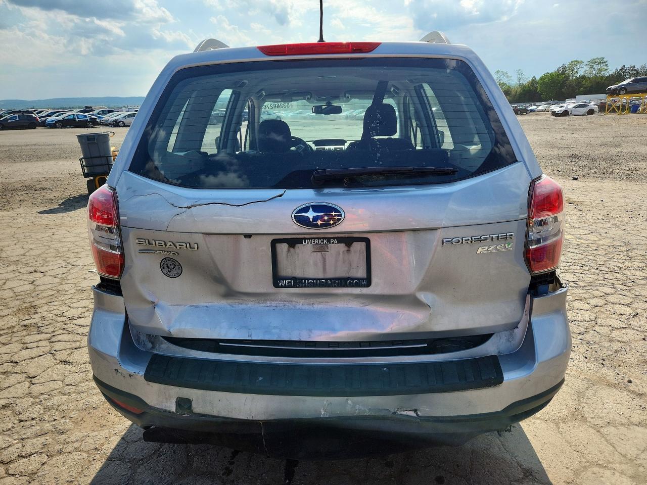 2015 SUBARU FORESTER 2.5I photo 11