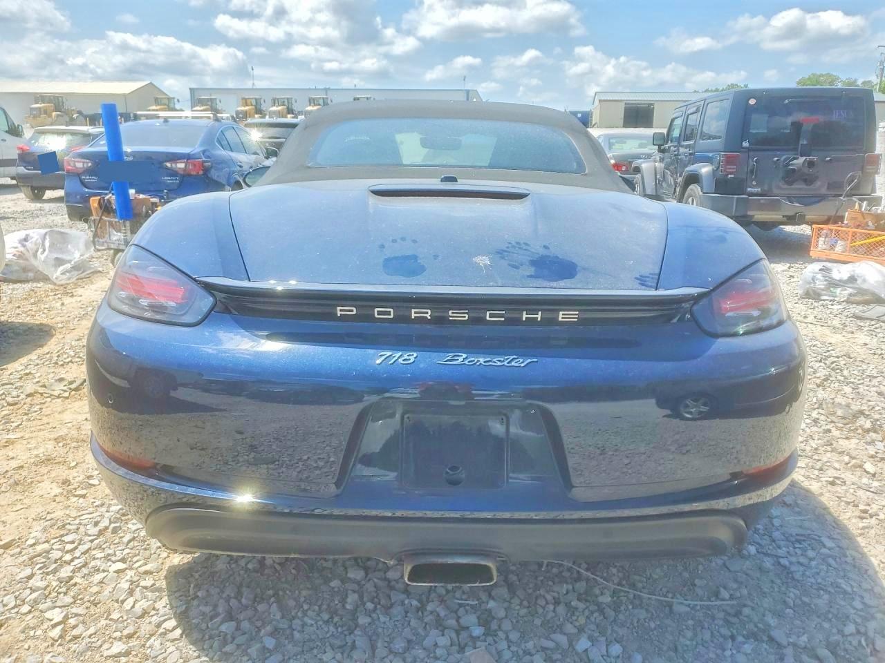 2017 PORSCHE BOXSTER photo 11