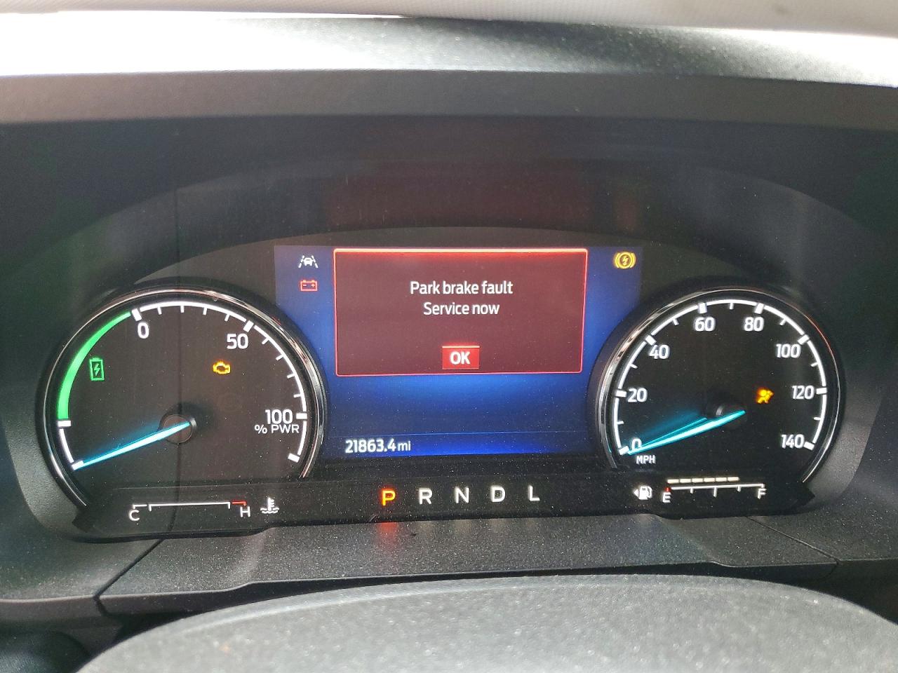 2024 FORD MAVERICK LARIAT photo 9