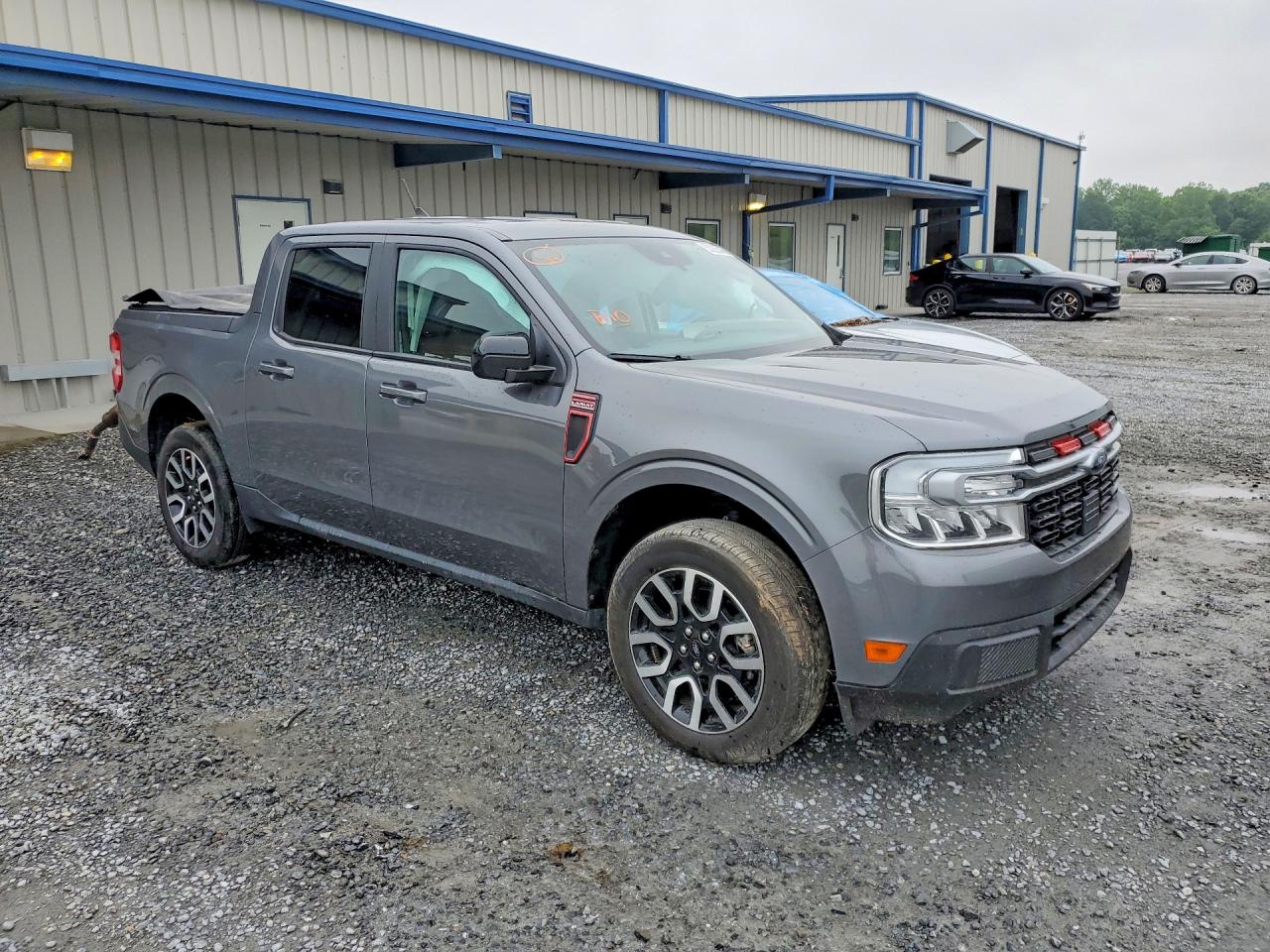 2024 FORD MAVERICK LARIAT photo 4