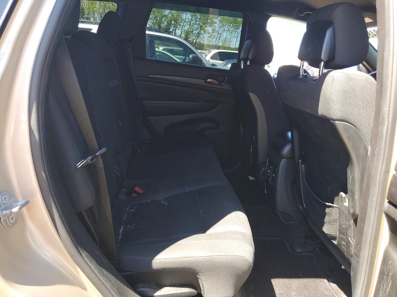 2014 JEEP GRAND CHEROKEE LAREDO photo 31