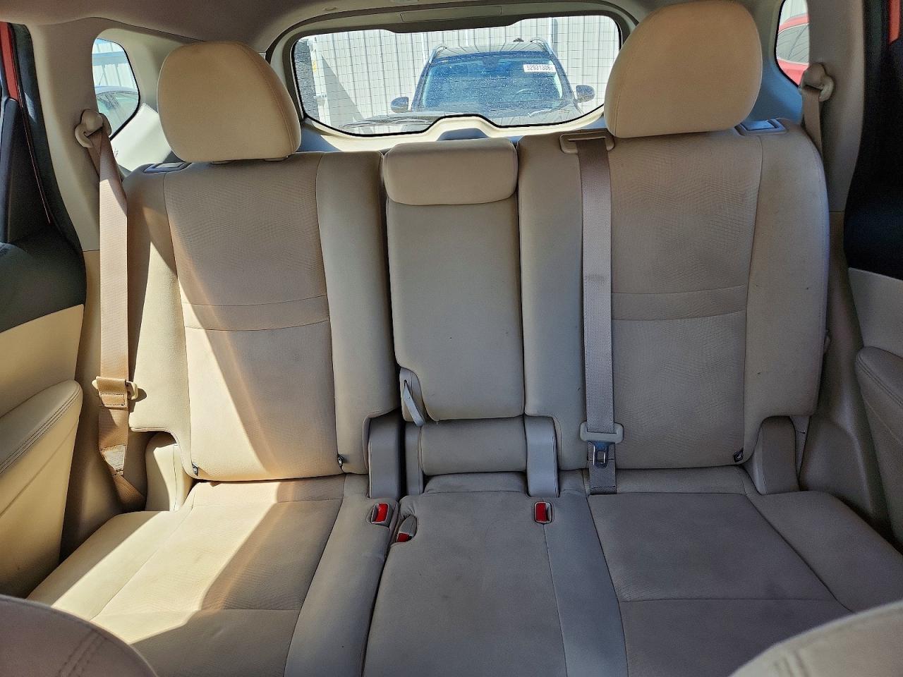 2016 NISSAN ROGUE S photo 10