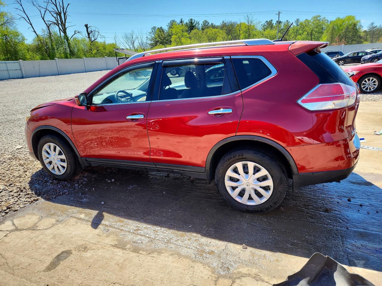 2016 NISSAN ROGUE S photo 2